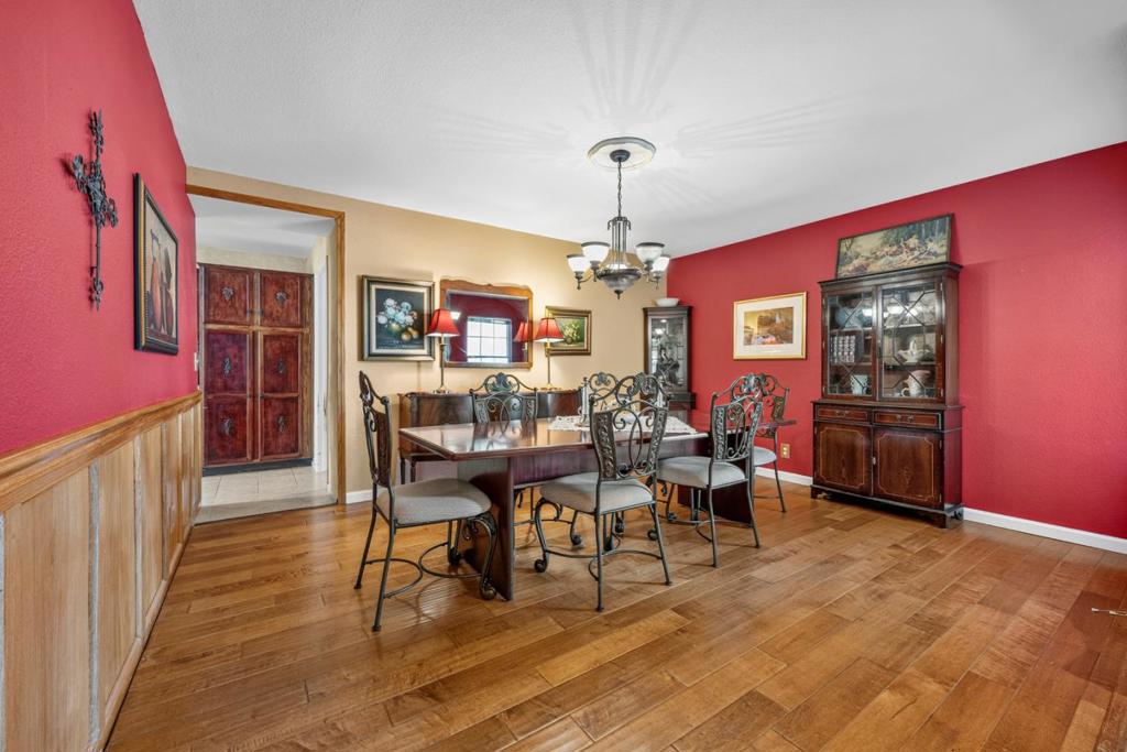 2780 Valley View Road Property Photo 19