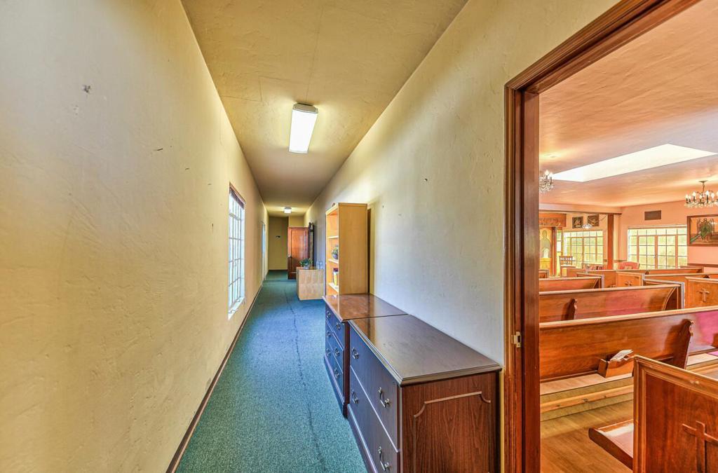 326 Park Street Property Photo 12