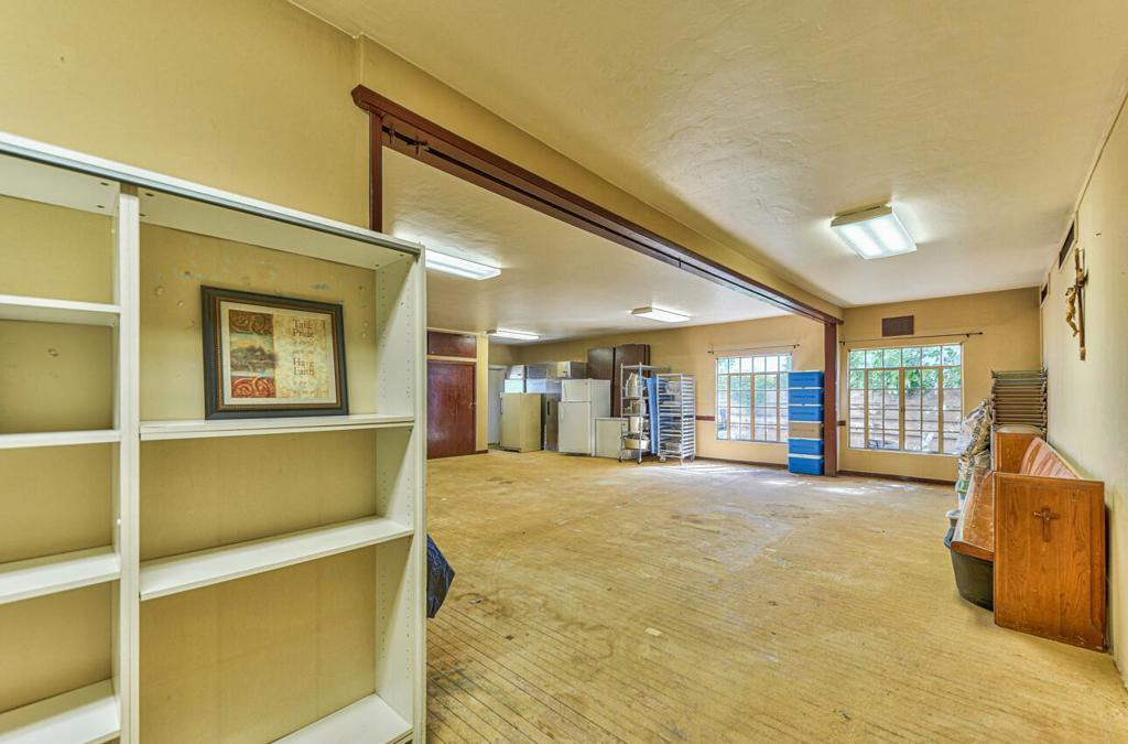 326 Park Street Property Photo 14