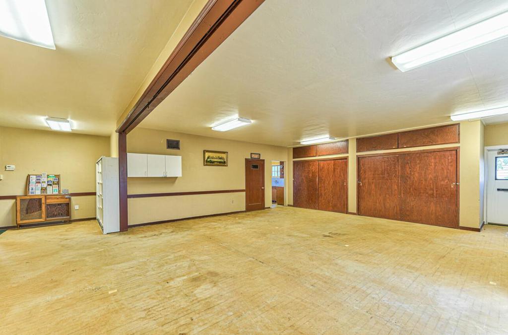 326 Park Street Property Photo 16