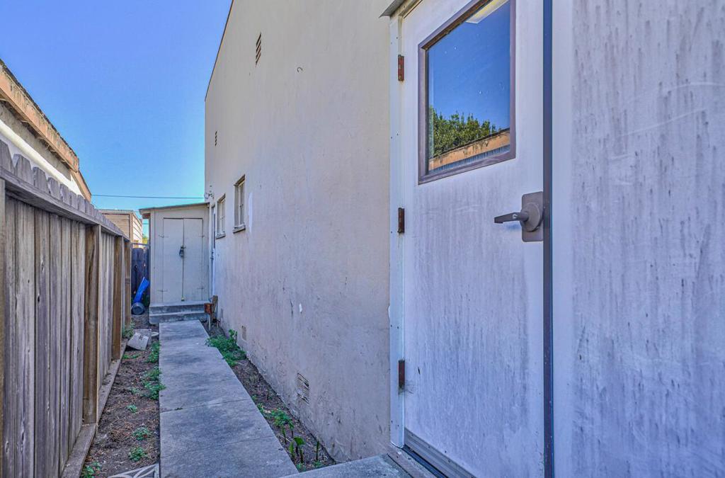 326 Park Street Property Photo 26