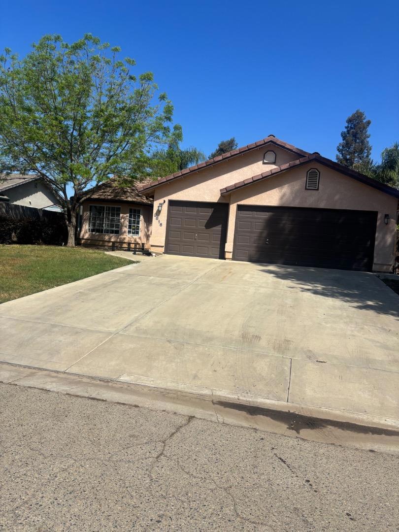 3816 E Acequia Avenue Property Photo 1