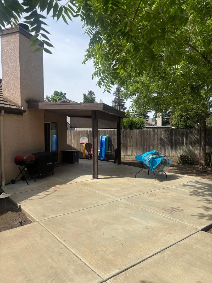 3816 E Acequia Avenue Property Photo 4
