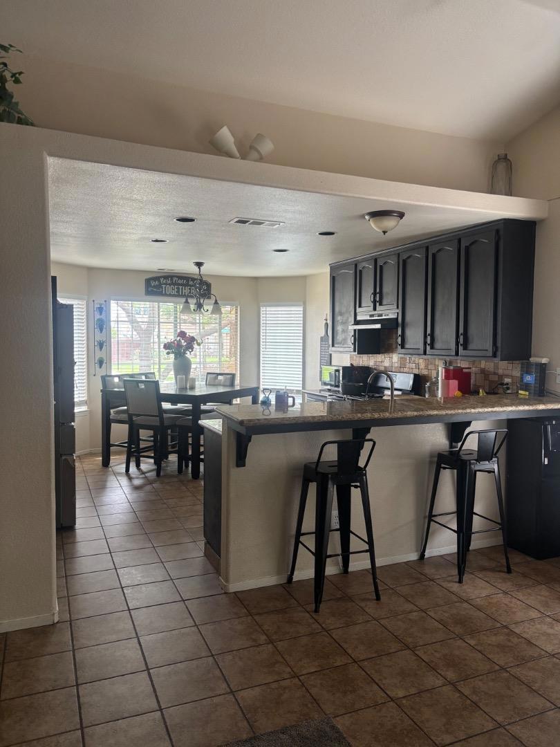 3816 E Acequia Avenue Property Photo 7