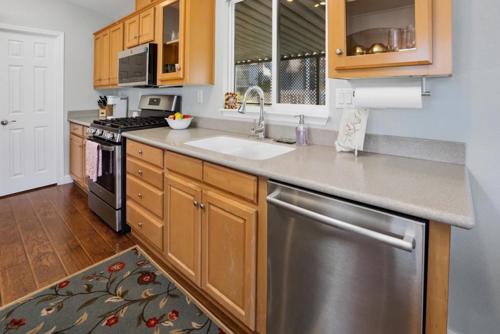76 Leawood Drive 76 Property Photo 26