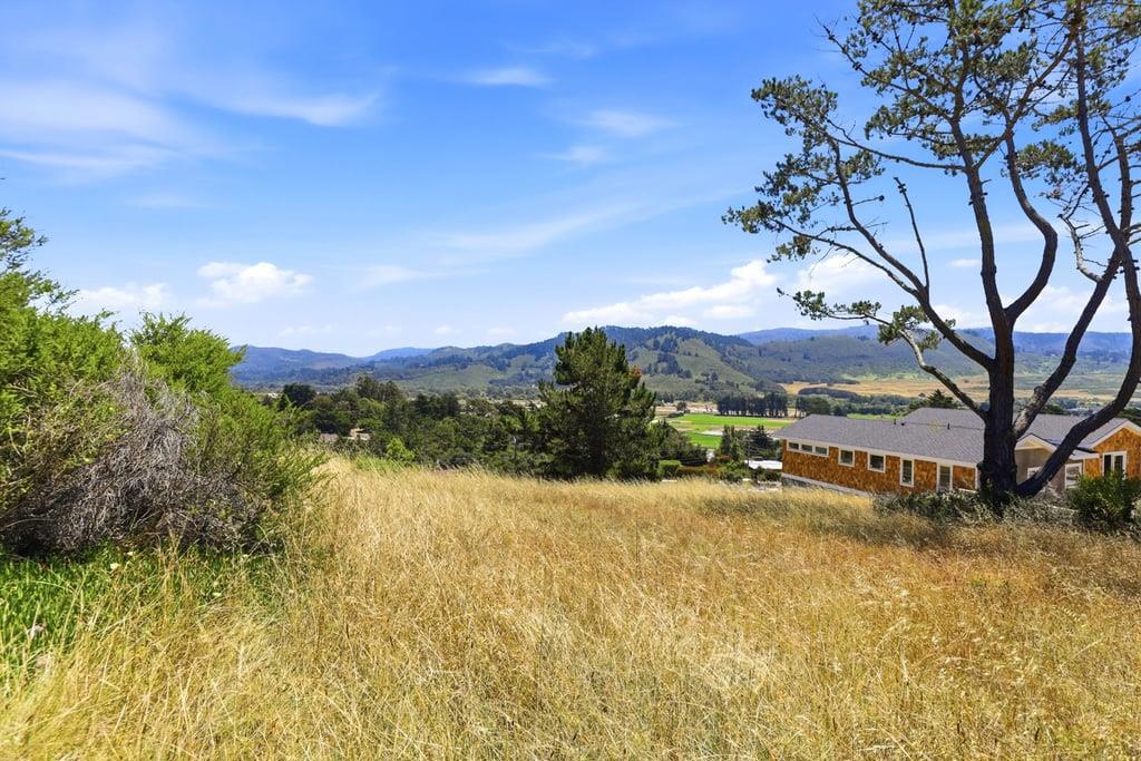 4215 Marguerita Way Property Photo 5