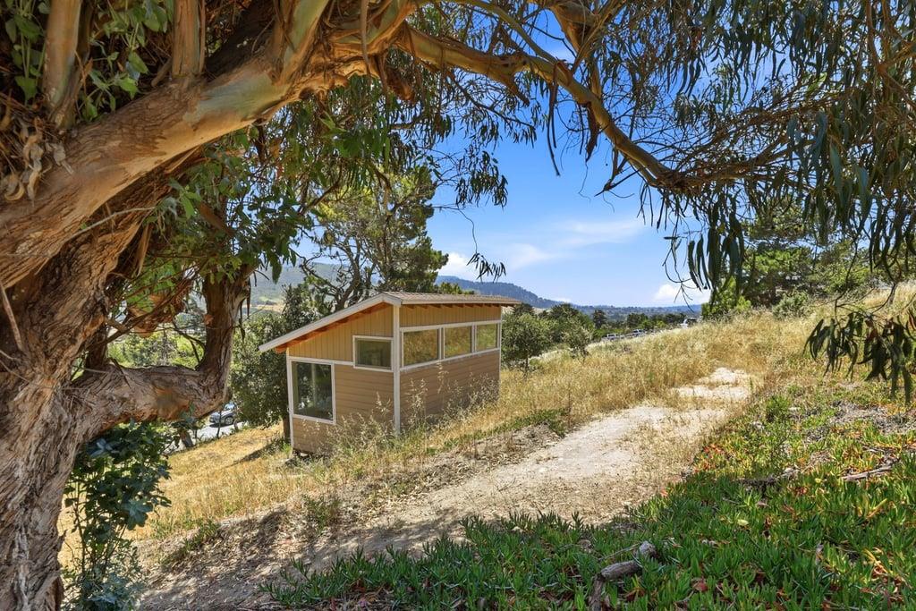 4215 Marguerita Way Property Photo 25