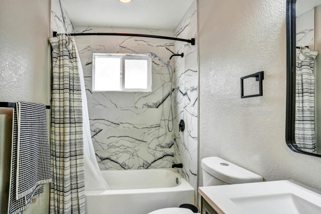3855 Kauai Drive Property Photo 10
