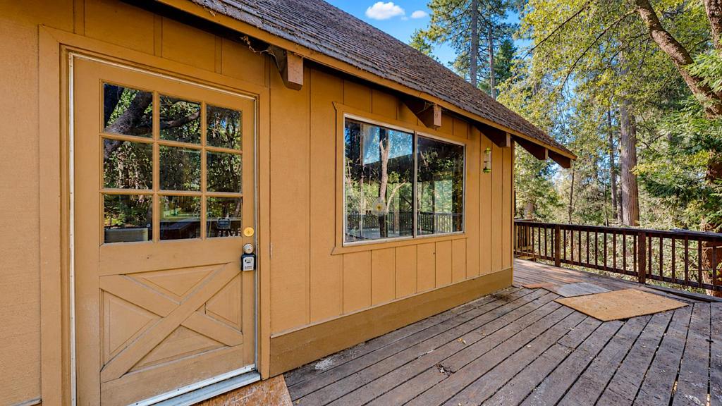 17895 Towhee Lane Property Photo 6