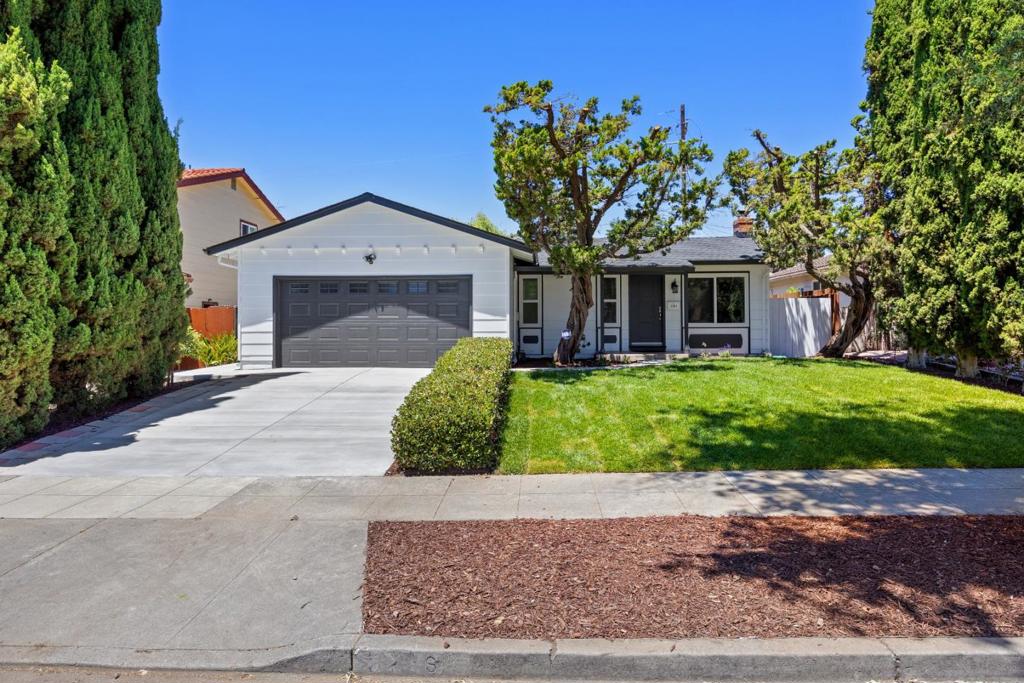 3285 Cropley Avenue Property Photo 1
