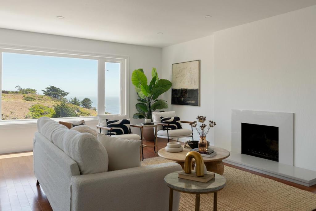 203 Golden Bay Drive Property Photo 4
