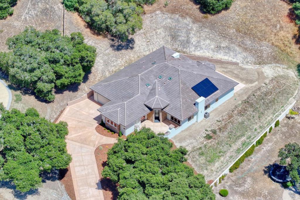 15135 Big Sky Lane Property Photo 2