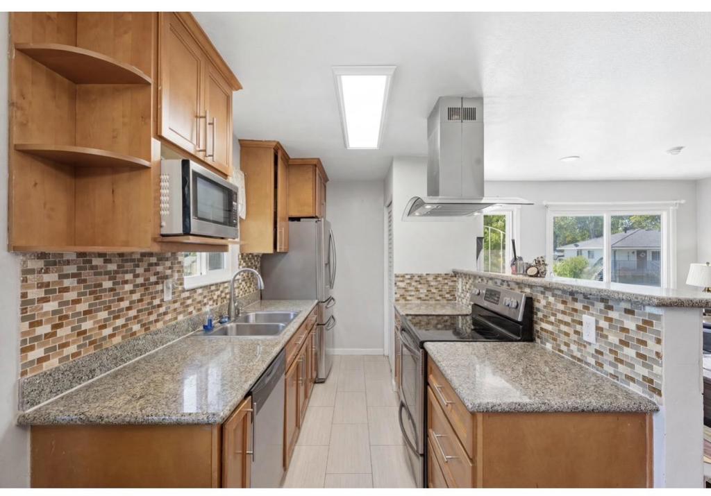 5630 Allen Avenue 4 Property Photo 7