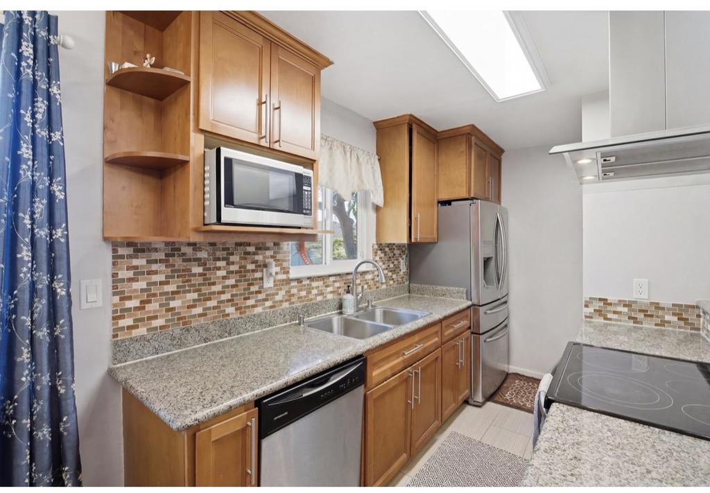 5630 Allen Avenue 4 Property Photo 8
