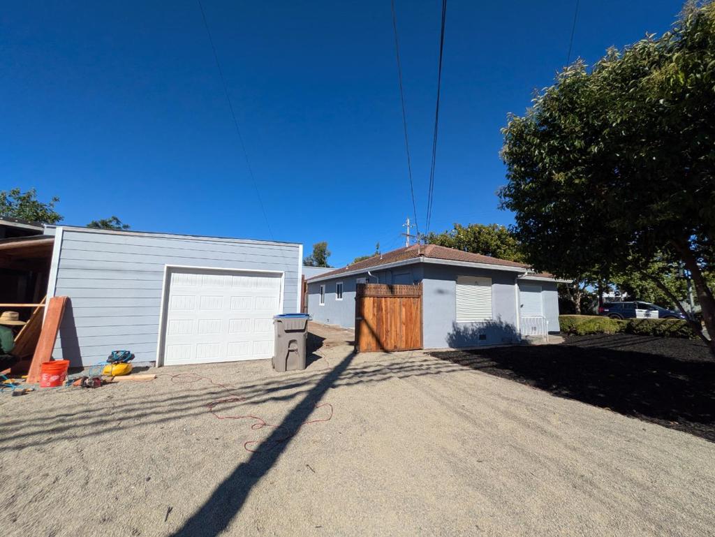194 S 24 Street Property Photo 14