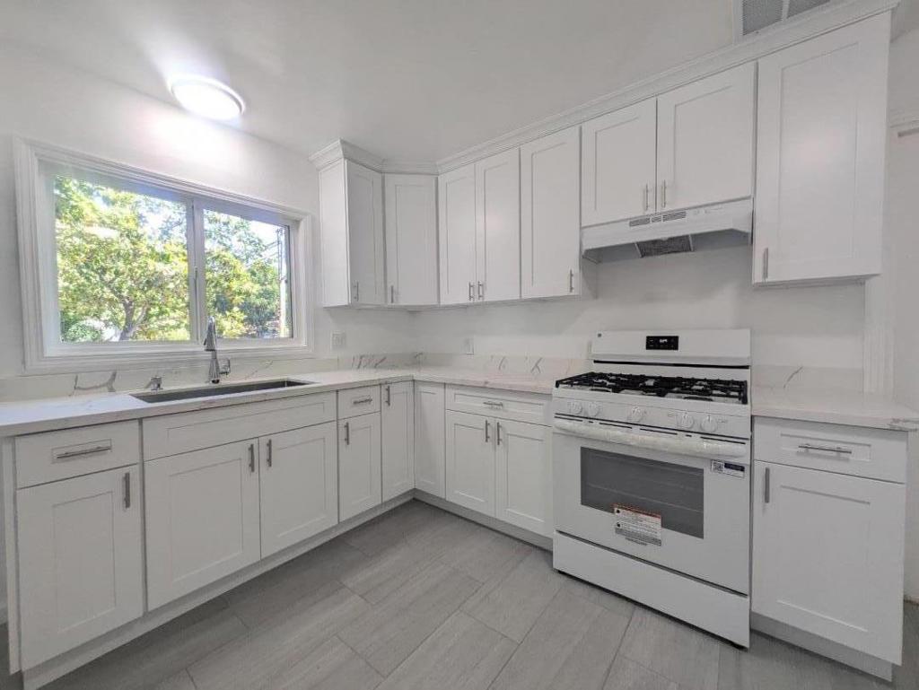 194 S 24 Street Property Photo 16