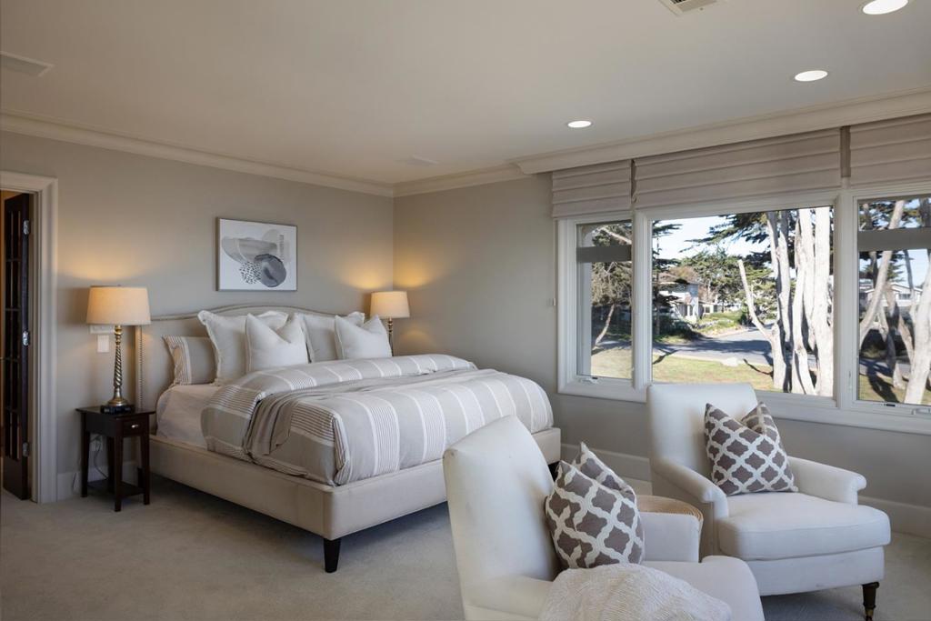 1051 Ocean View Boulevard Property Photo 26