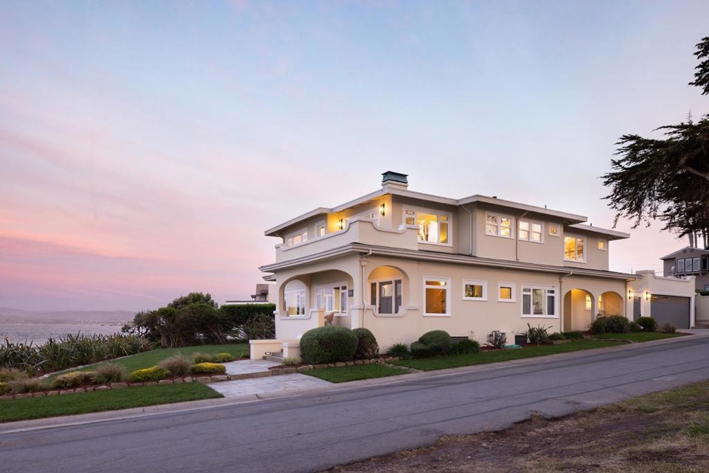 1051 Ocean View Boulevard Property Photo 49