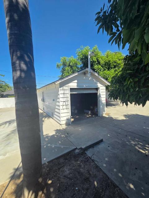 1506 W 5th Street Property Photo 10