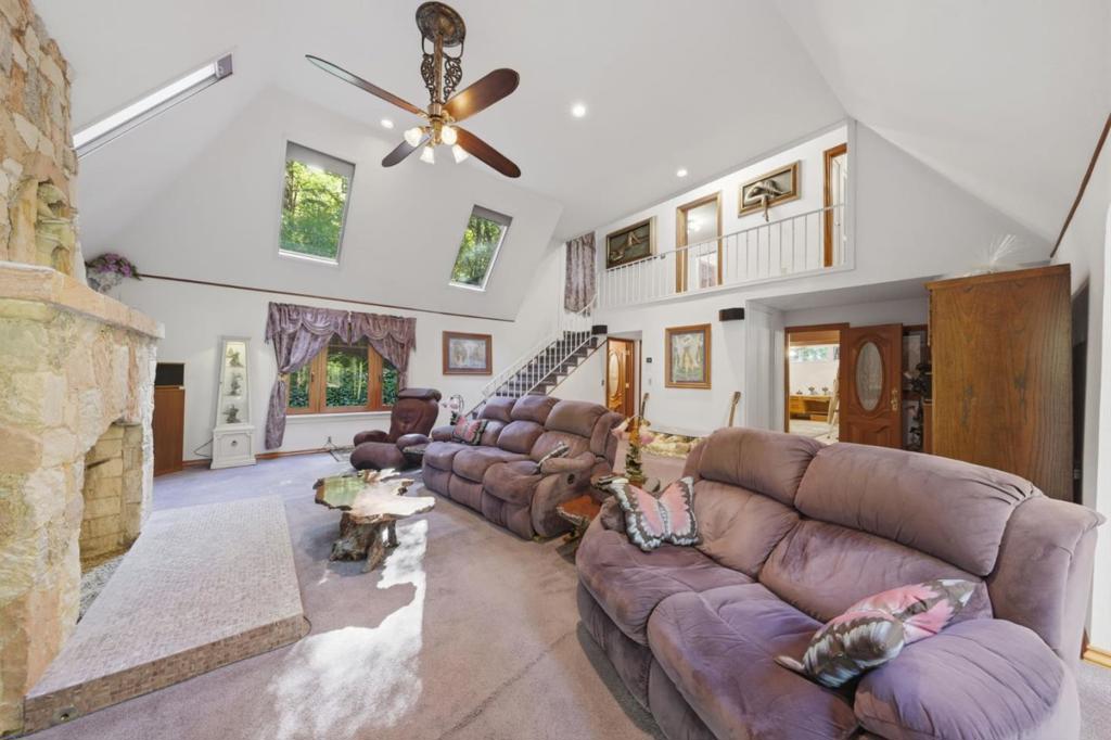 ML82050890 Property Photo 12