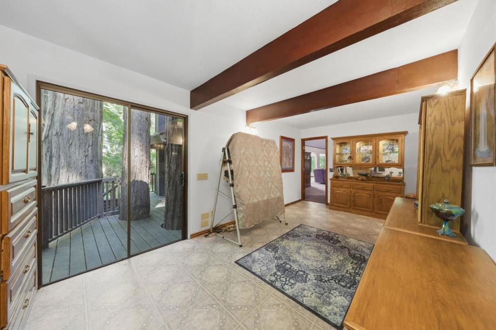 ML82050890 Property Photo 36