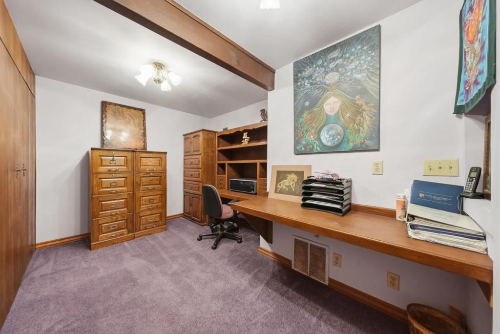 ML82050890 Property Photo 38
