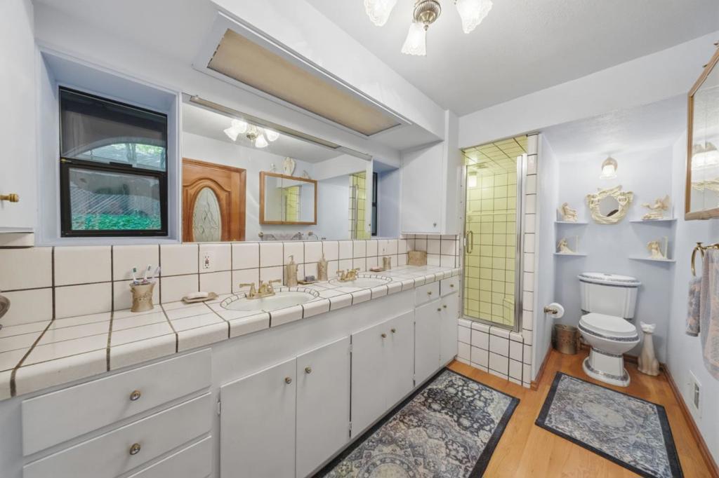 ML82050890 Property Photo 39