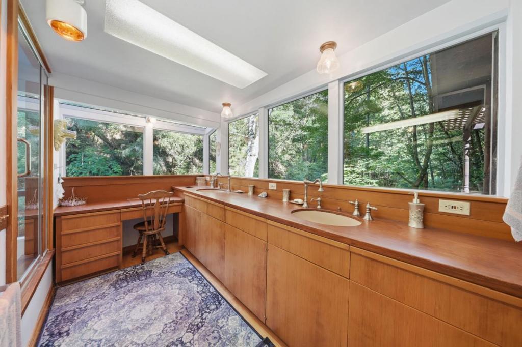 ML82050890 Property Photo 40