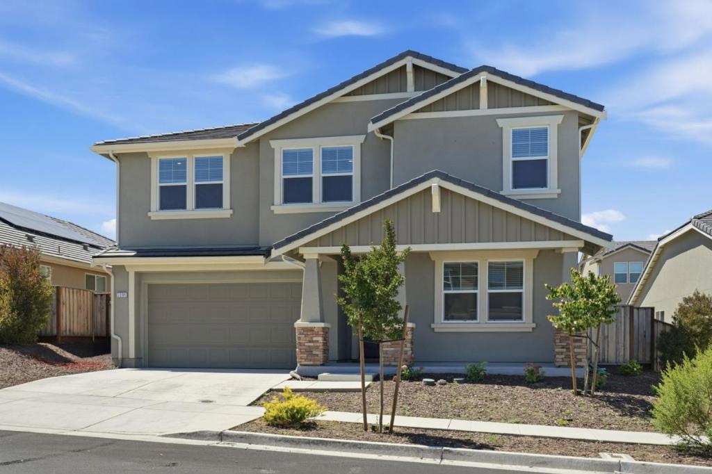 2091 Mint Drive Property Photo 2