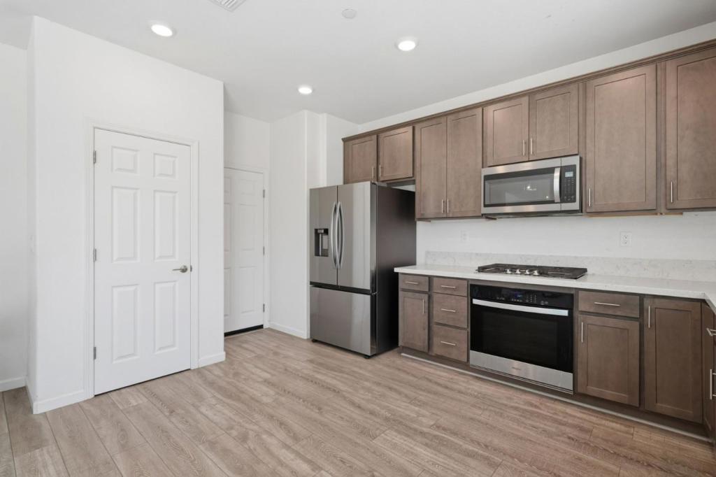 2091 Mint Drive Property Photo 15