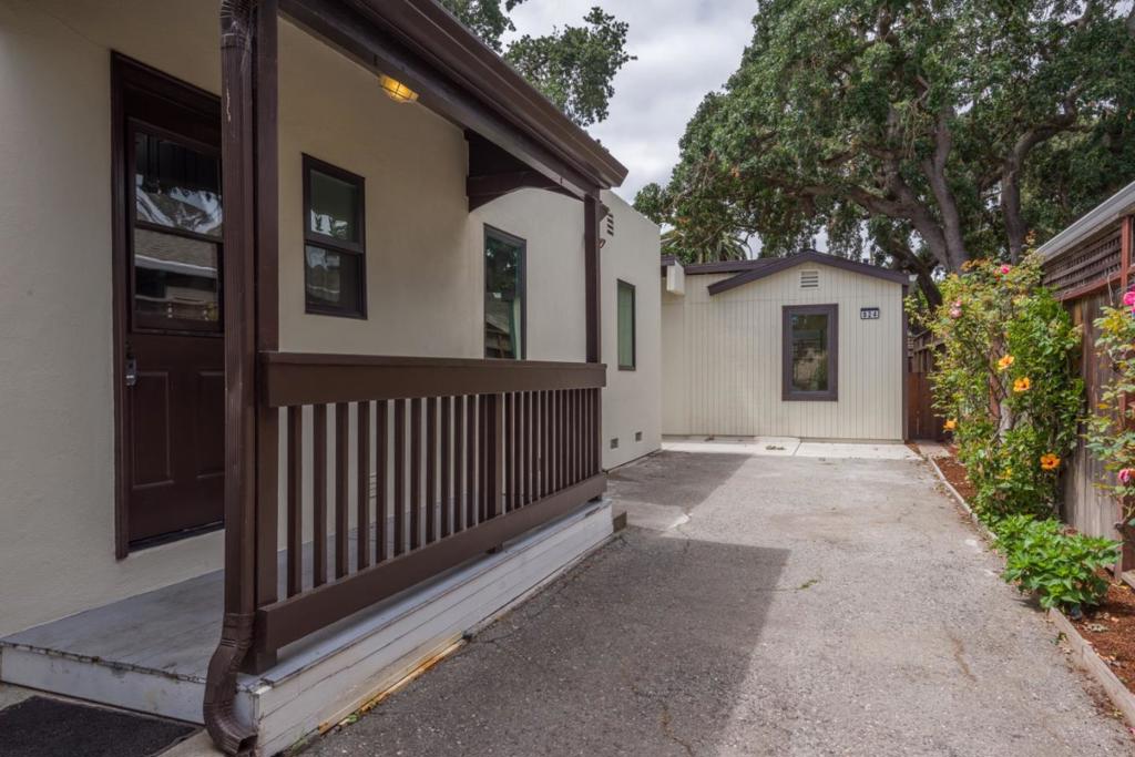 926 Iris Street Property Photo 21