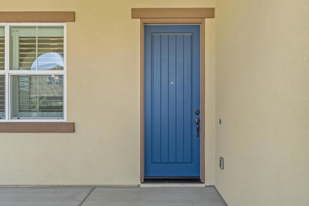 479 Palisade Drive Property Photo 3