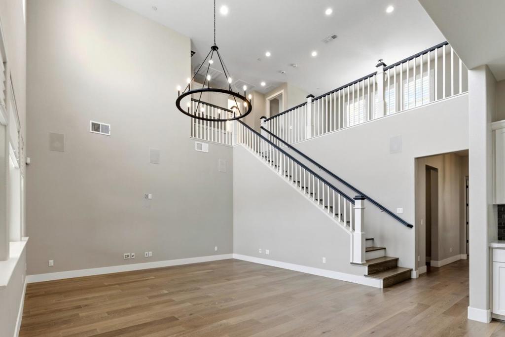 479 Palisade Drive Property Photo 18