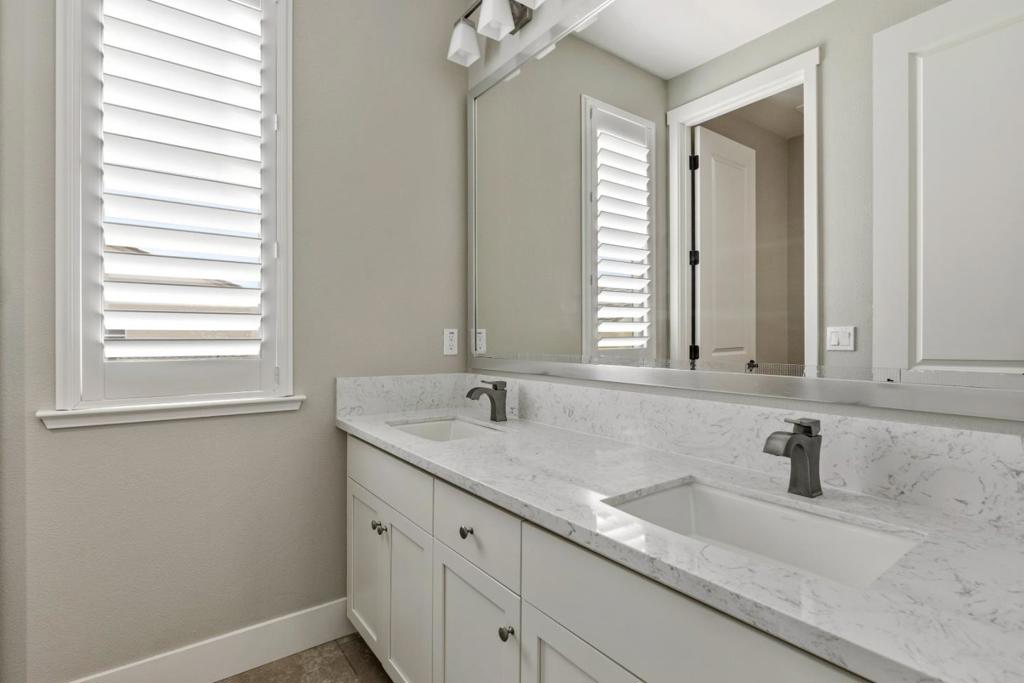 479 Palisade Drive Property Photo 38