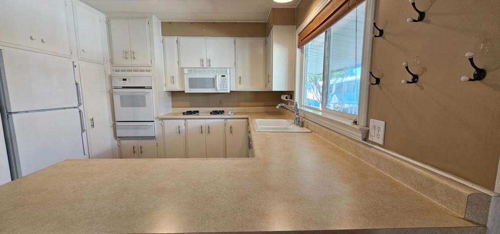 1445 S Bascom Avenue 130 Property Photo 13