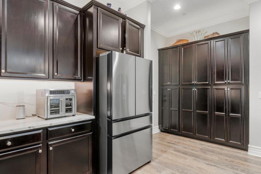 18015 Mcdowell Street Property Photo 23
