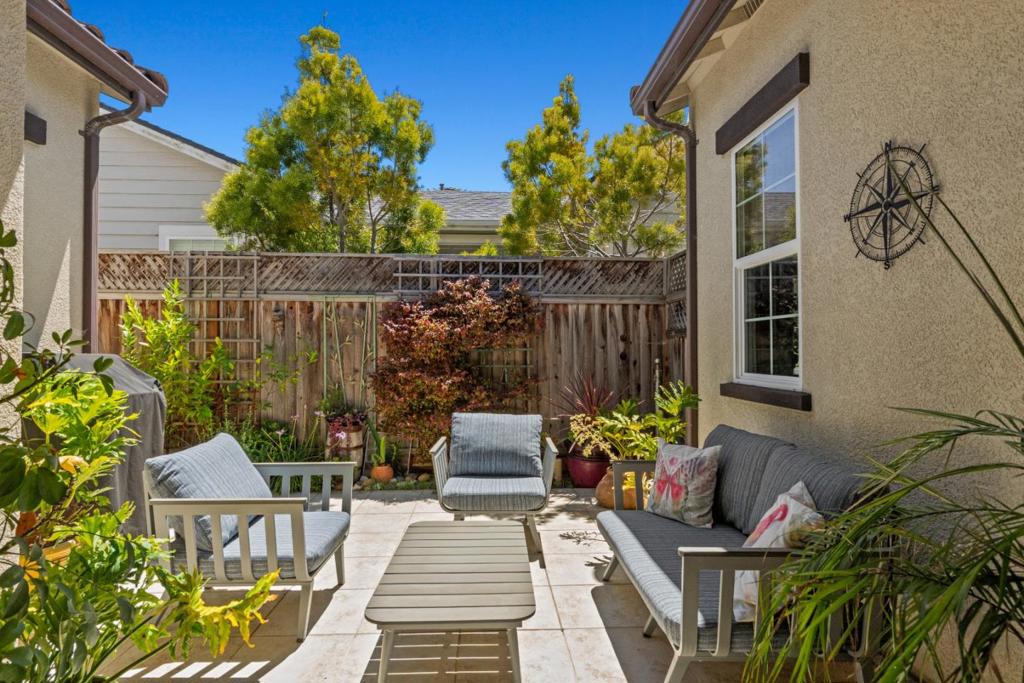 18015 Mcdowell Street Property Photo 30