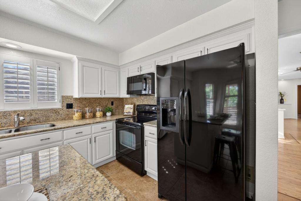 7901 Caledonia Drive Property Photo 16