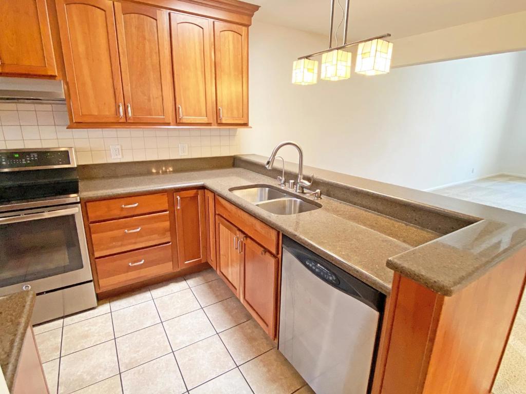 6032 Montgomery Property Photo 4