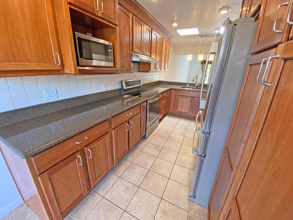 6032 Montgomery Property Photo 6