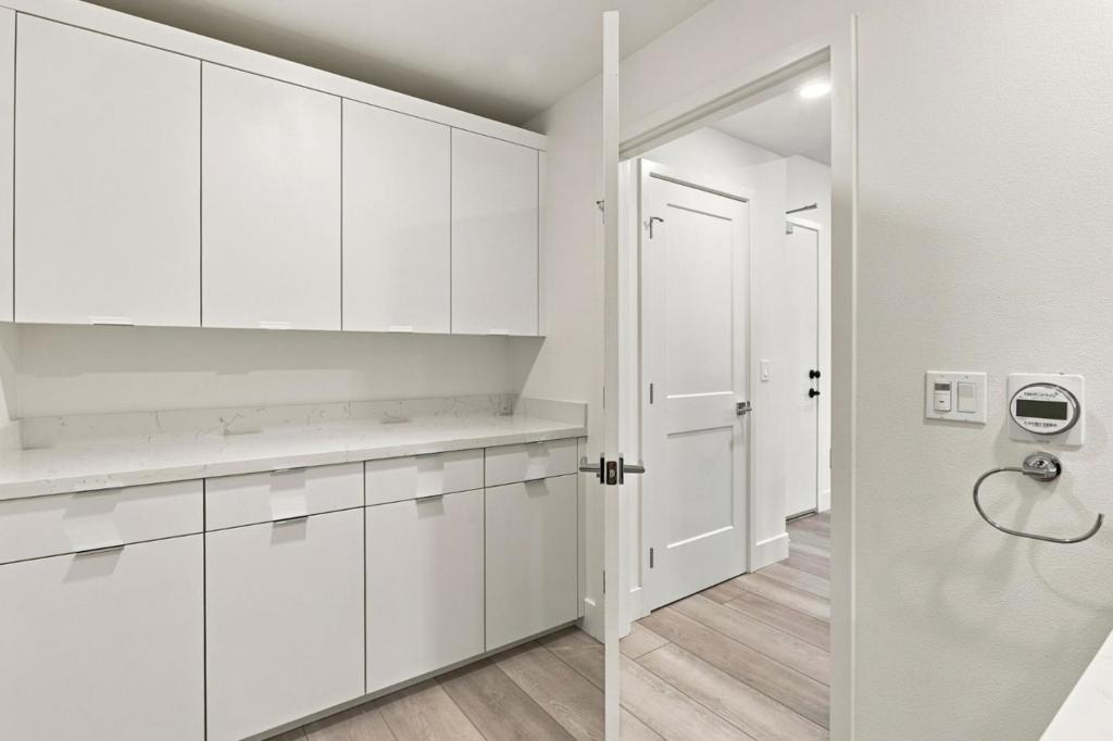 3578 Rambla Place 506 Property Photo 7
