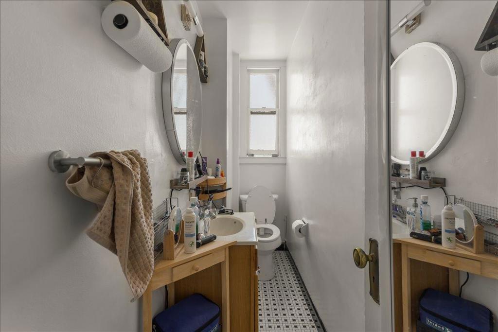 3967 Sacramento Street Property Photo 8
