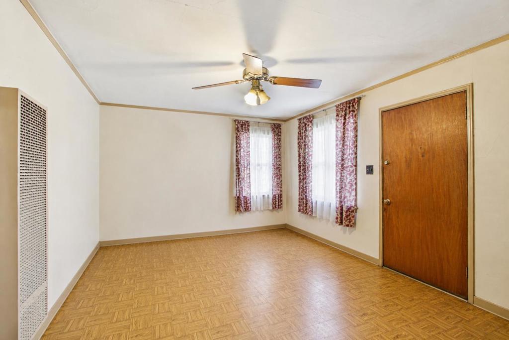 136 Dale Drive Property Photo 4