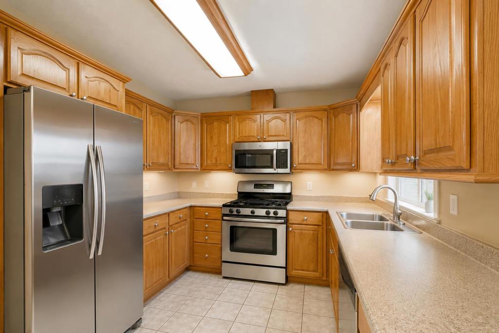 136 Dale Drive Property Photo 6