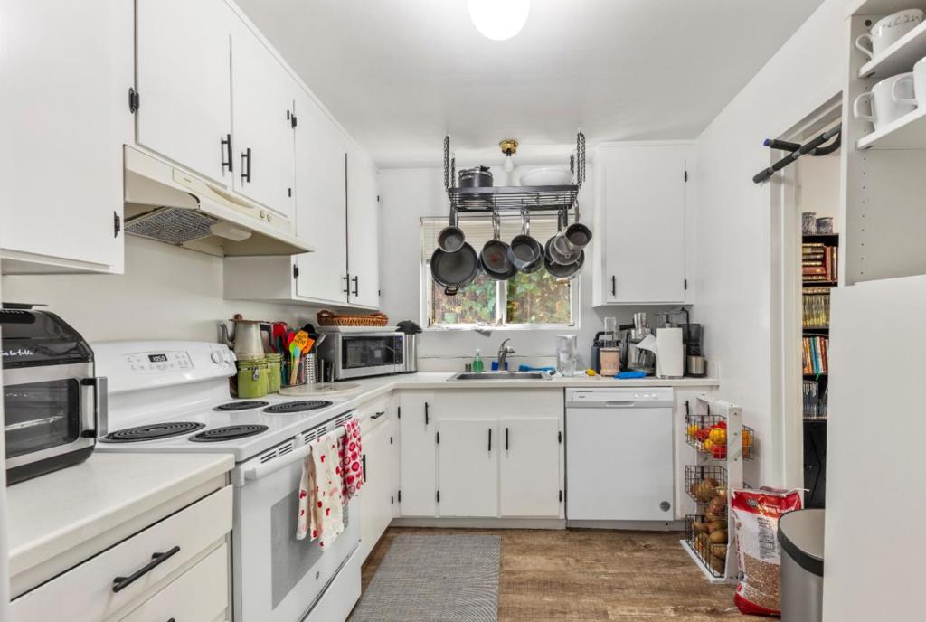 247 D Property Photo 14