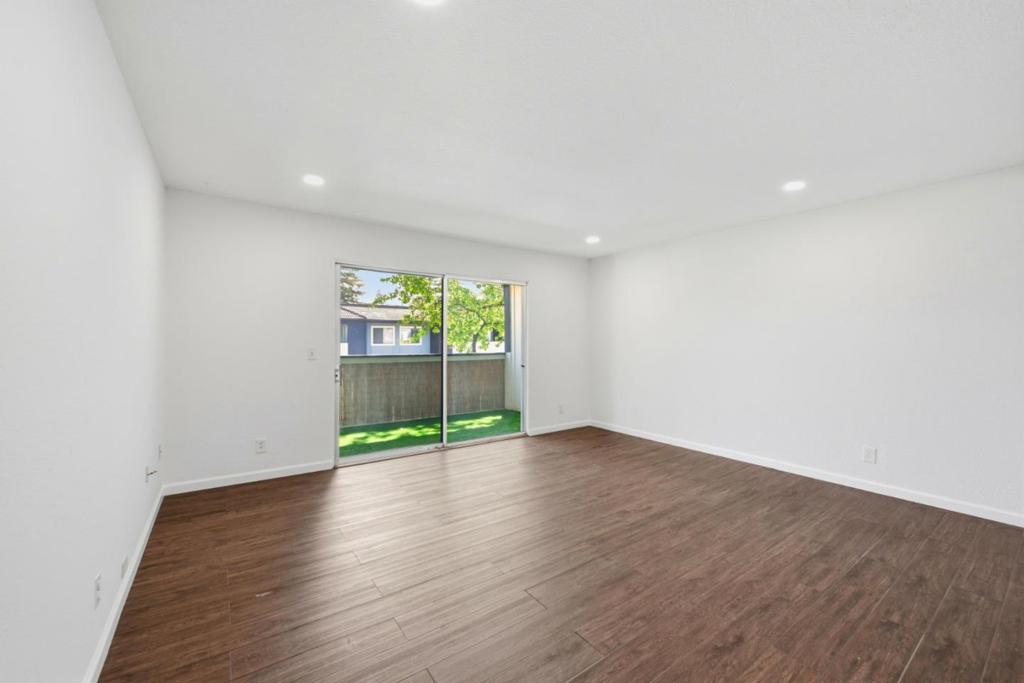 47112 Warm Springs Boulevard 216 Property Photo 2