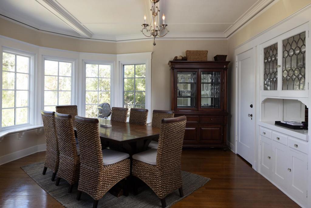 938 Lighthouse Avenue Property Photo 6