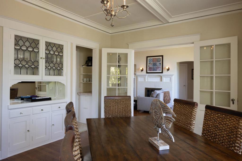 938 Lighthouse Avenue Property Photo 7