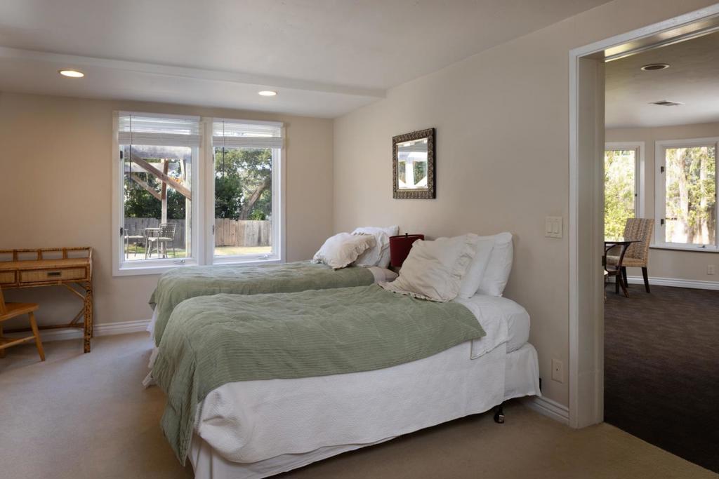938 Lighthouse Avenue Property Photo 12