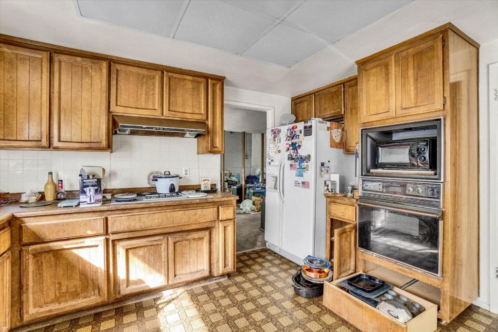 6308 Hillsdale Boulevard Property Photo 4